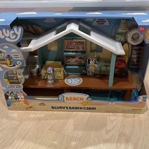 Bluey’s Beach Cabin Toy